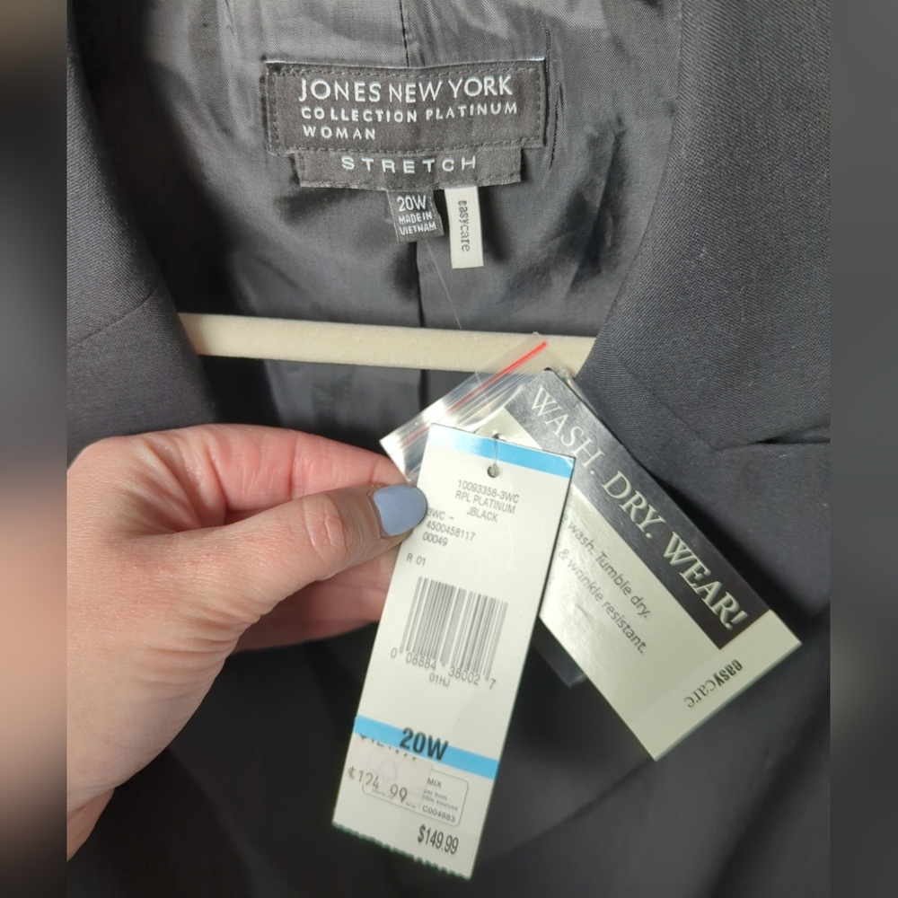Jones New York Platinum Black Blazer NWT - Picture 4 of 6
